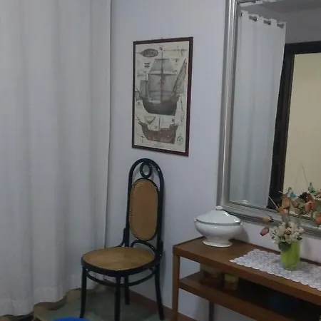 奥费莉亚卡尔住宿加早餐旅馆 *